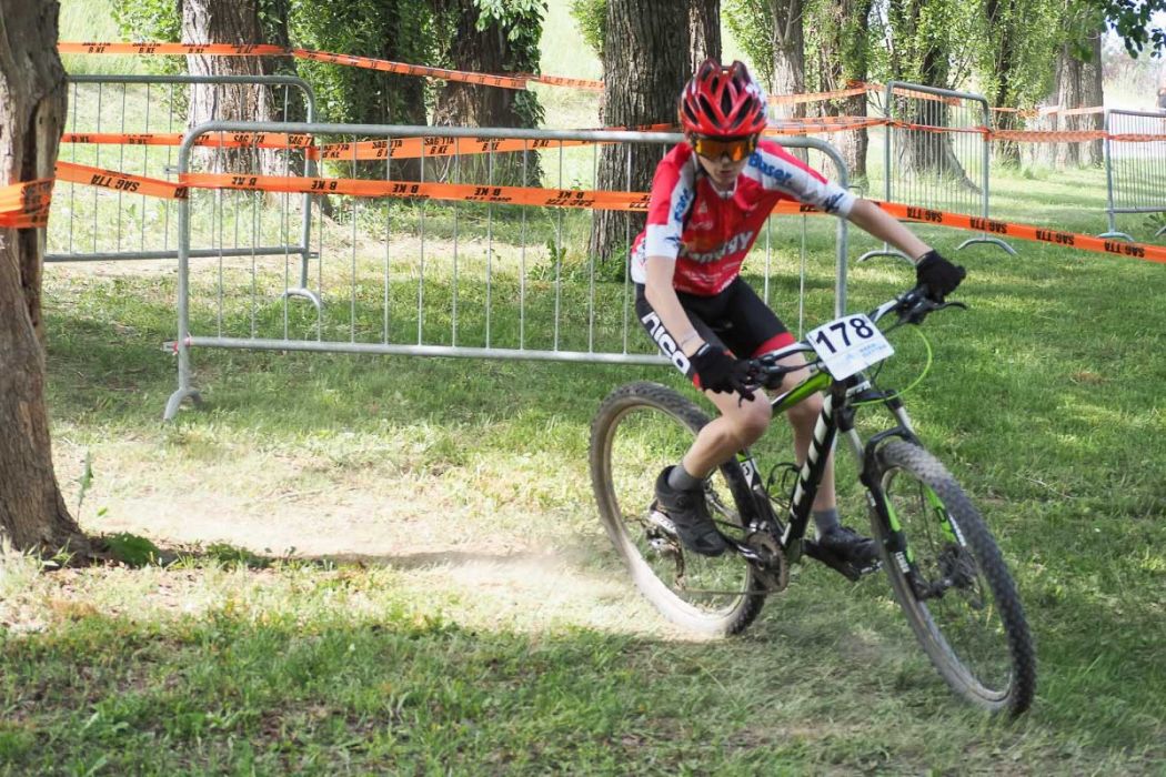 20220514 160053 P5143200